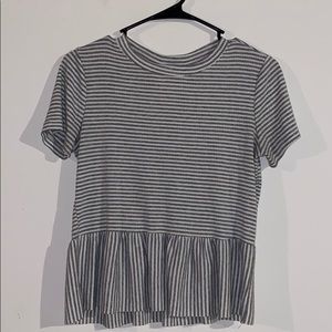 Stretchy striped tshirt